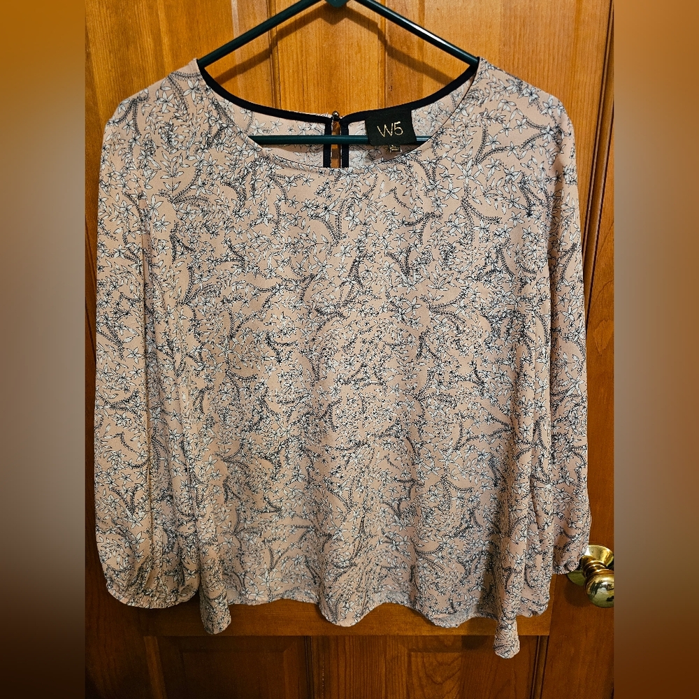 W5  Floral LS Blouse L